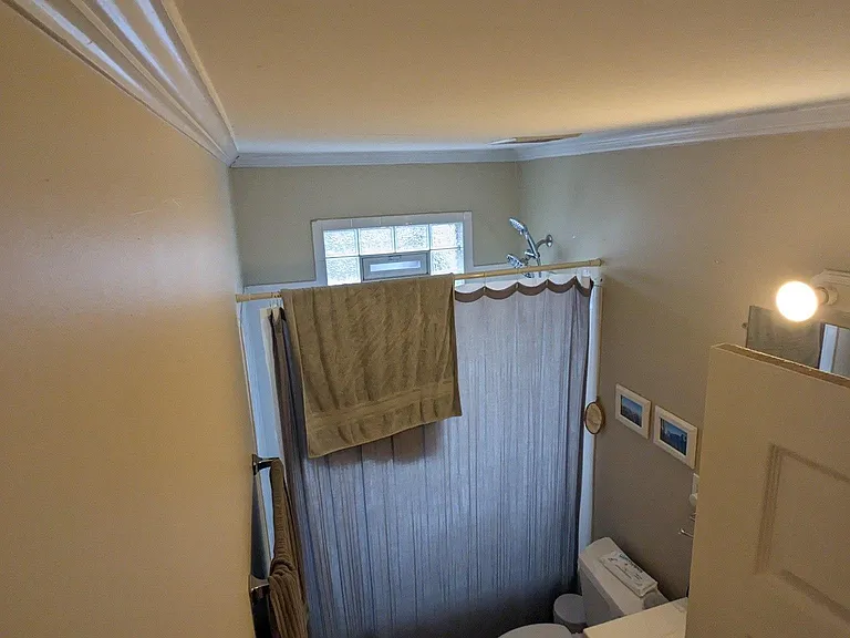 201 Marshall Dr — Photo 6