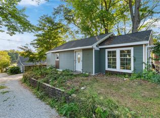607 Fig Dr, Akron, OH