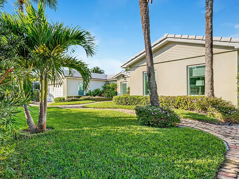 107 E Inlet Dr — Photo 60