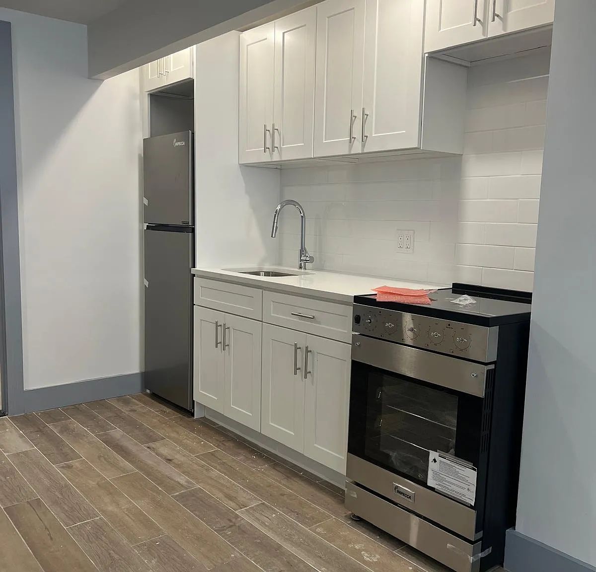 Studio, 600 sqft, $2,646 — Photo 2