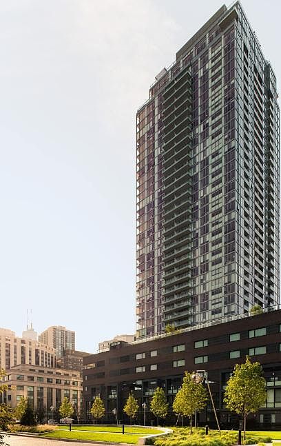 1st image of 225 W Division St #807