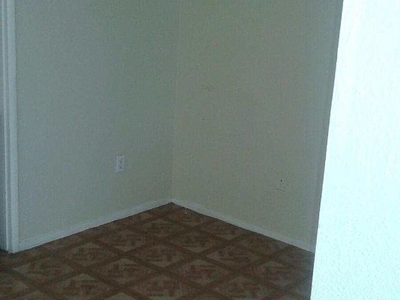 3rd image of 1297 E Lynwood Dr APT 10