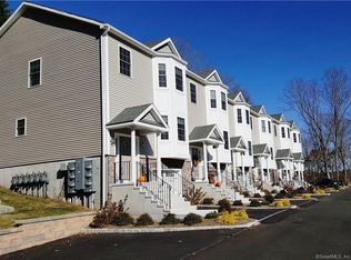 12 Ardi Ct #12, Sandy Hook, CT 06482