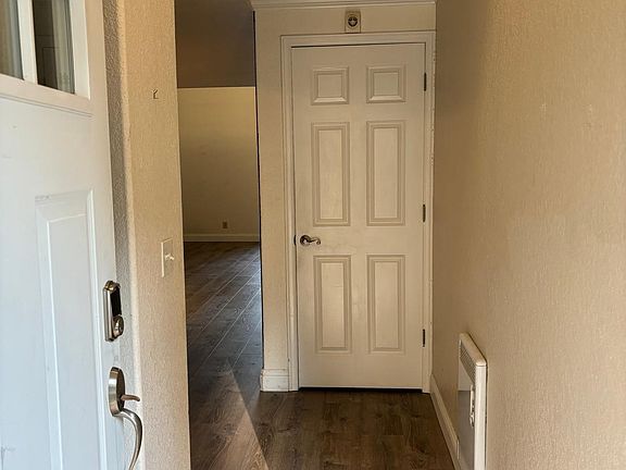 4th image of 6639 137th Pl NE APT 423