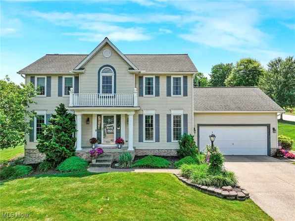 10265 Laura Ln, Twinsburg, OH 44087