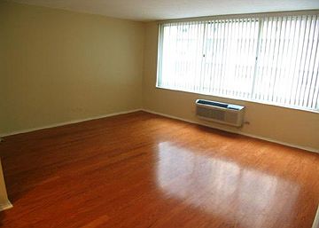 1st image of 333 E 45th St APT 4E