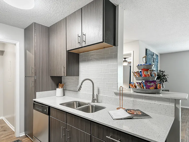 Parkwest Apartment Homes — Photo 5