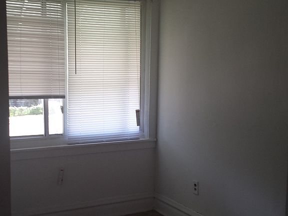 3rd image of 6346 S Hermitage Ave #2