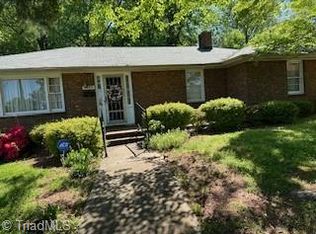 2429 Pickford Ct, Winston Salem, NC 27101
