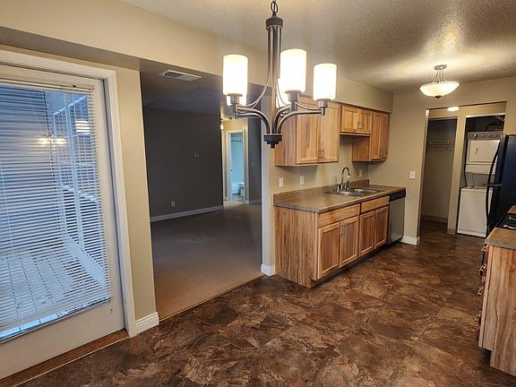 4th image of 7795 Kenmure Dr APT 8