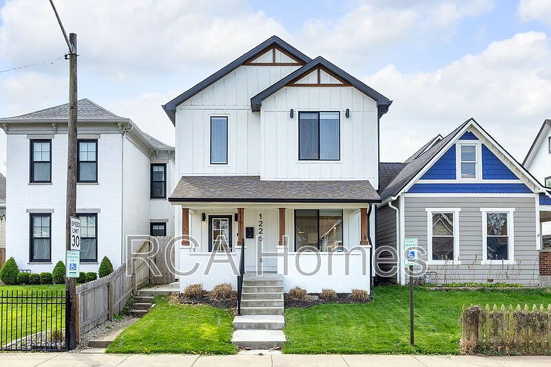 1st image of 1225 Hoyt Ave