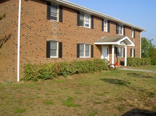 3907 Parker St APT 1, Kitty Hawk, NC 27949