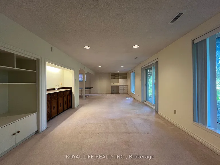 10 Saddletree Dr — Photo 26