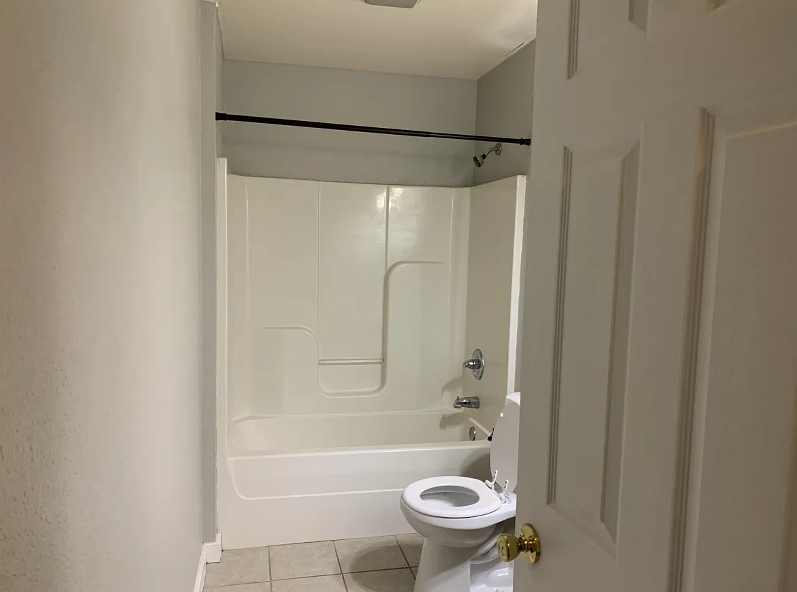1 bed, 684 sqft, $799 — Photo 3