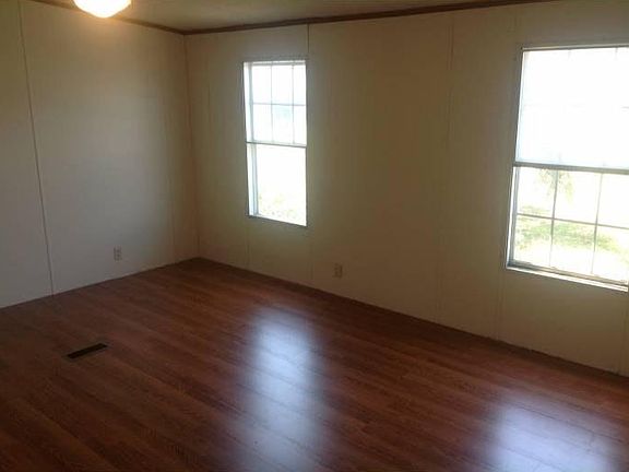 Master Bedroom 13x15