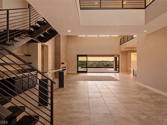 4th image of 72 Bella Lago Ave
