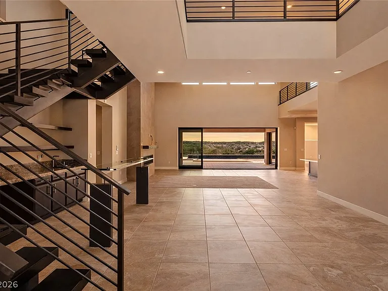 72 Bella Lago Ave — Photo 4