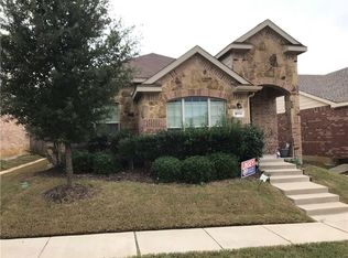 9012 Spurs Trl, Aubrey, TX 76227
