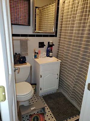 Rented by BLS Realty | media 35