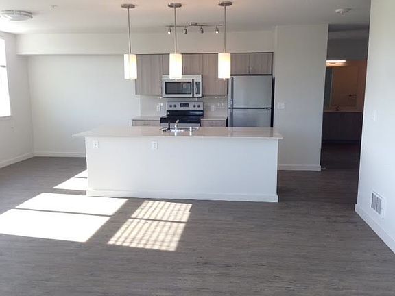 5th image of 123 4th Ave W APT 521