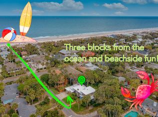 270 5th St, Atlantic Beach, FL 32233