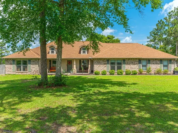 6430 Welannee Blvd, Laurel Hill, FL 32567