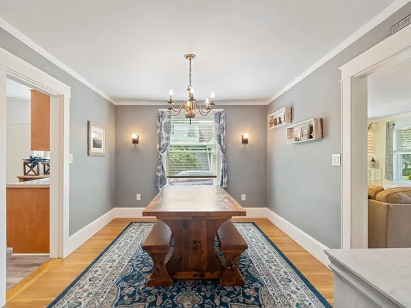 39 Arch Street, Dover, NH 03820