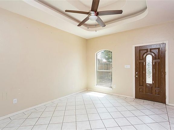 4th image of 2021 E Mahala Ave