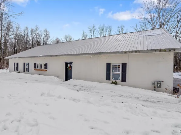 253 Pendergast Rd, Phoenix, NY 13135
