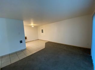 5316 E Burnside St APT 21, Portland, OR 97215