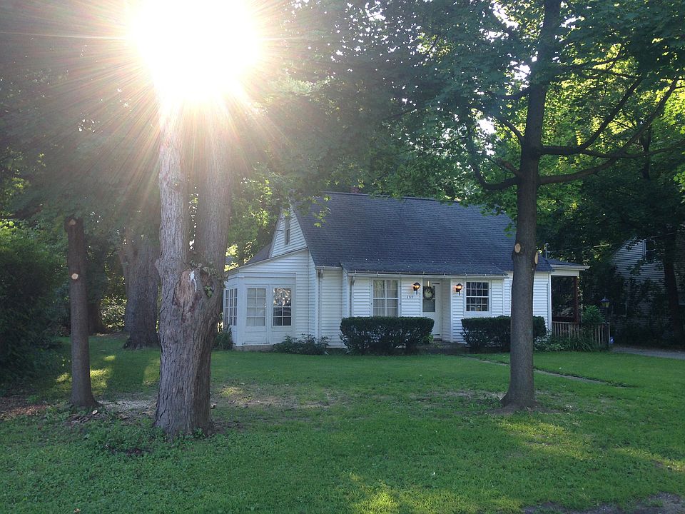 1st image of 2719 Fairfield Ave