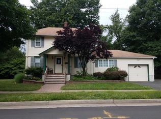 427 D St, Middlesex, NJ 08846