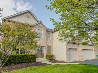 767 Woodland Dr, Antioch, IL