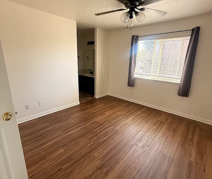 253 Colonial Way — Photo 33