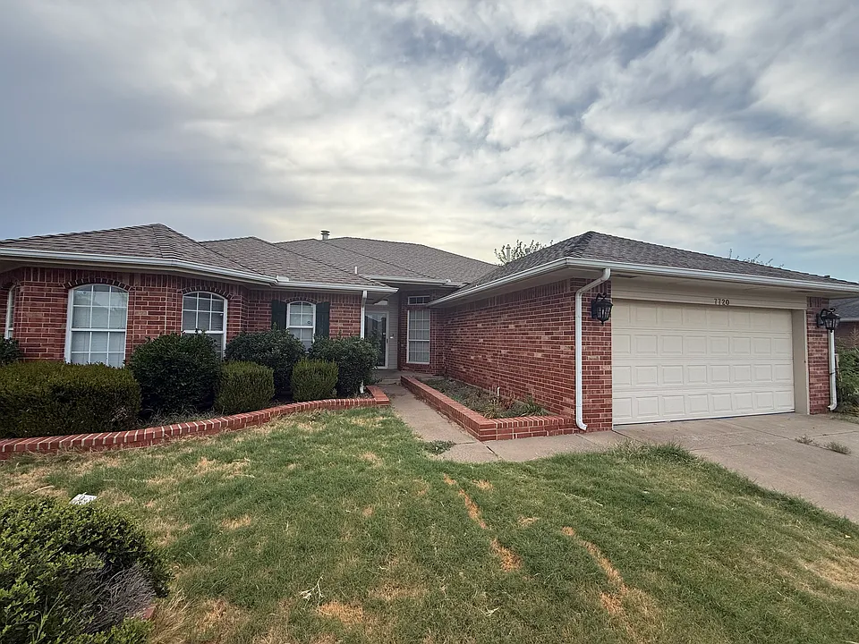 7720 Sandlewood Dr