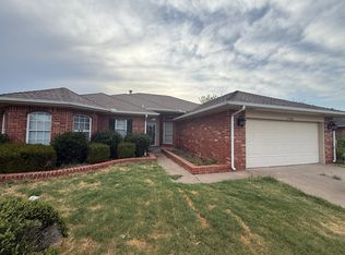 7720 Sandlewood Dr, Oklahoma City, OK 73132