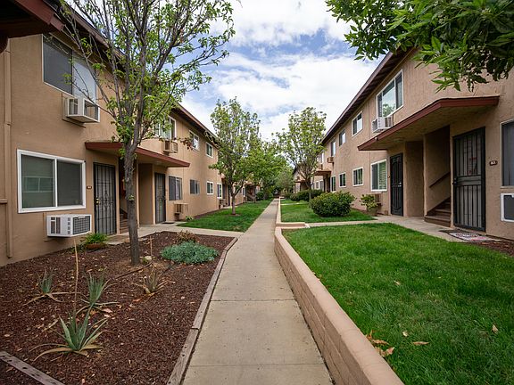 2nd image of 9731 Winter Gardens Blvd Unit 60