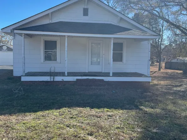 199 Hannah Pickett Avenue, Rockingham, NC 28379