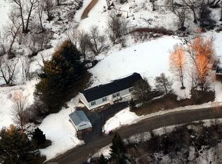 103 Laurel Ln, Waterbury, VT 05676