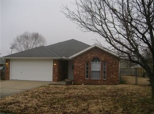 805 SE Jon Dr, Bentonville, AR 72712