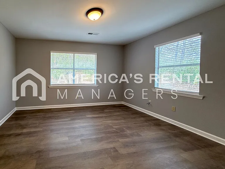 430 Canterbury Rd #F — Photo 16