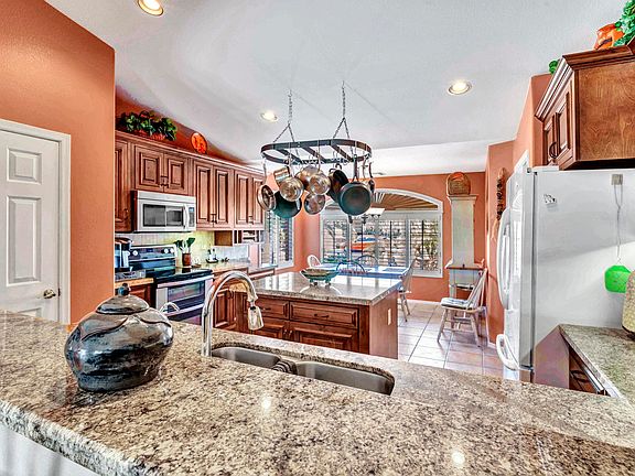 4th image of 23811 S Rocky Brook Dr