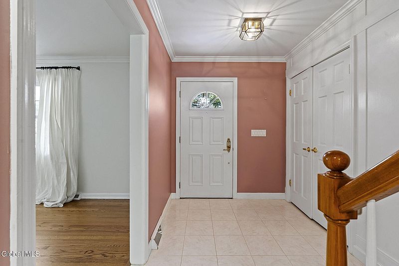 4th image of 85 Parkwyn Drive