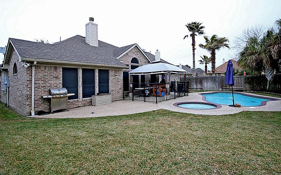 1st image of 4118 S Nolan Dr