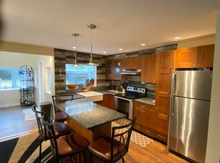 16 Lilac Rd, Westhampton Beach, NY 11978