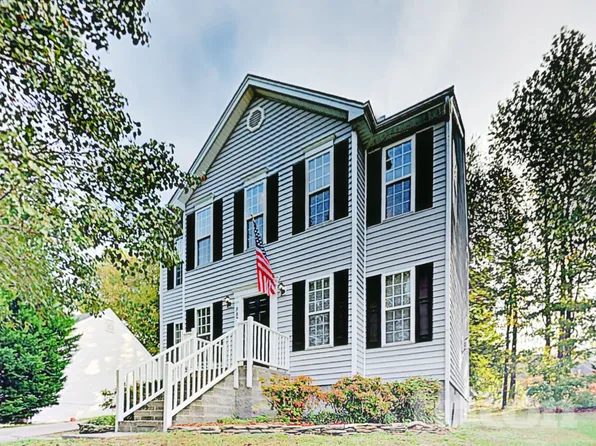3328 Neptune Dr, Raleigh, NC 27604