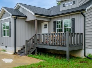 1401 Eastbrook Rd SE, Dalton, GA 30721