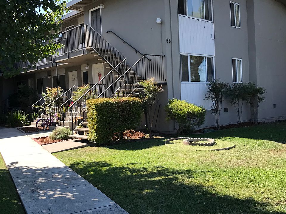 1st image of 65 N Kingston St #2