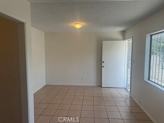 807 E Vernon Ave #2 — Photo 11