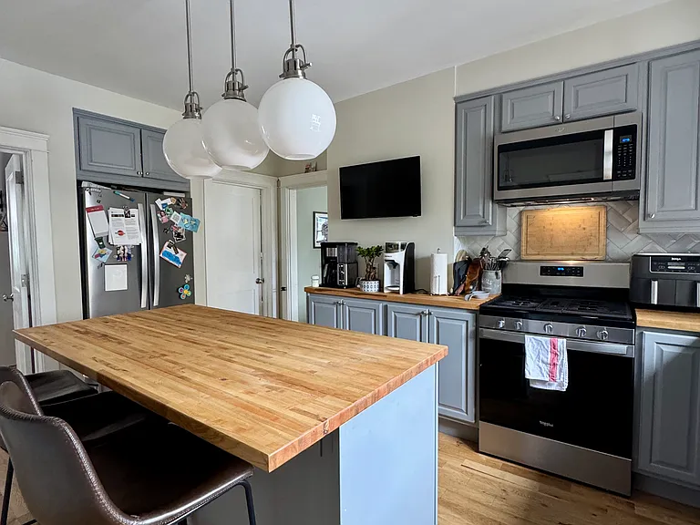303 Highland Ave #1 — Photo 4
